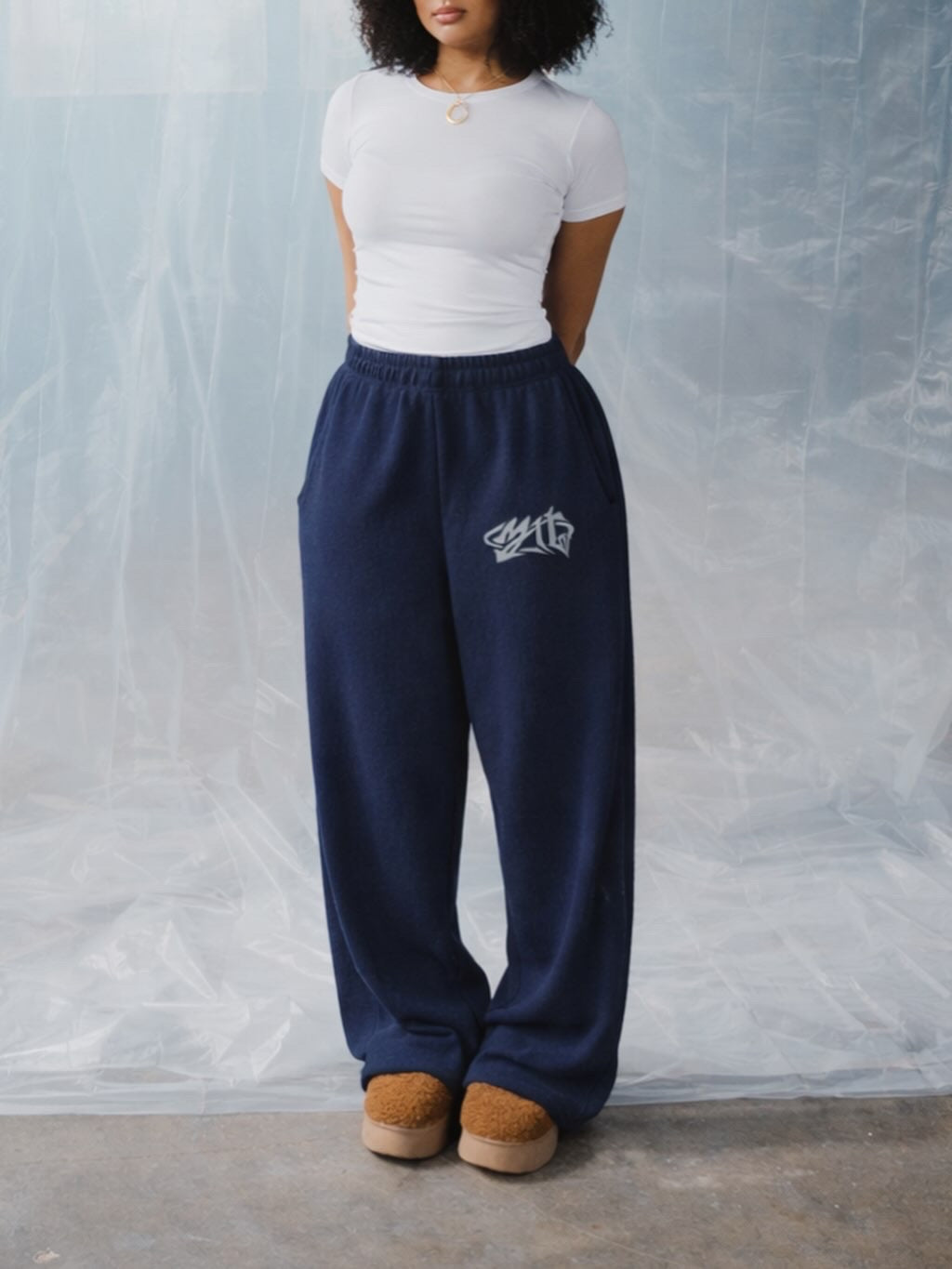 Navy "Sofa" Sweat V2