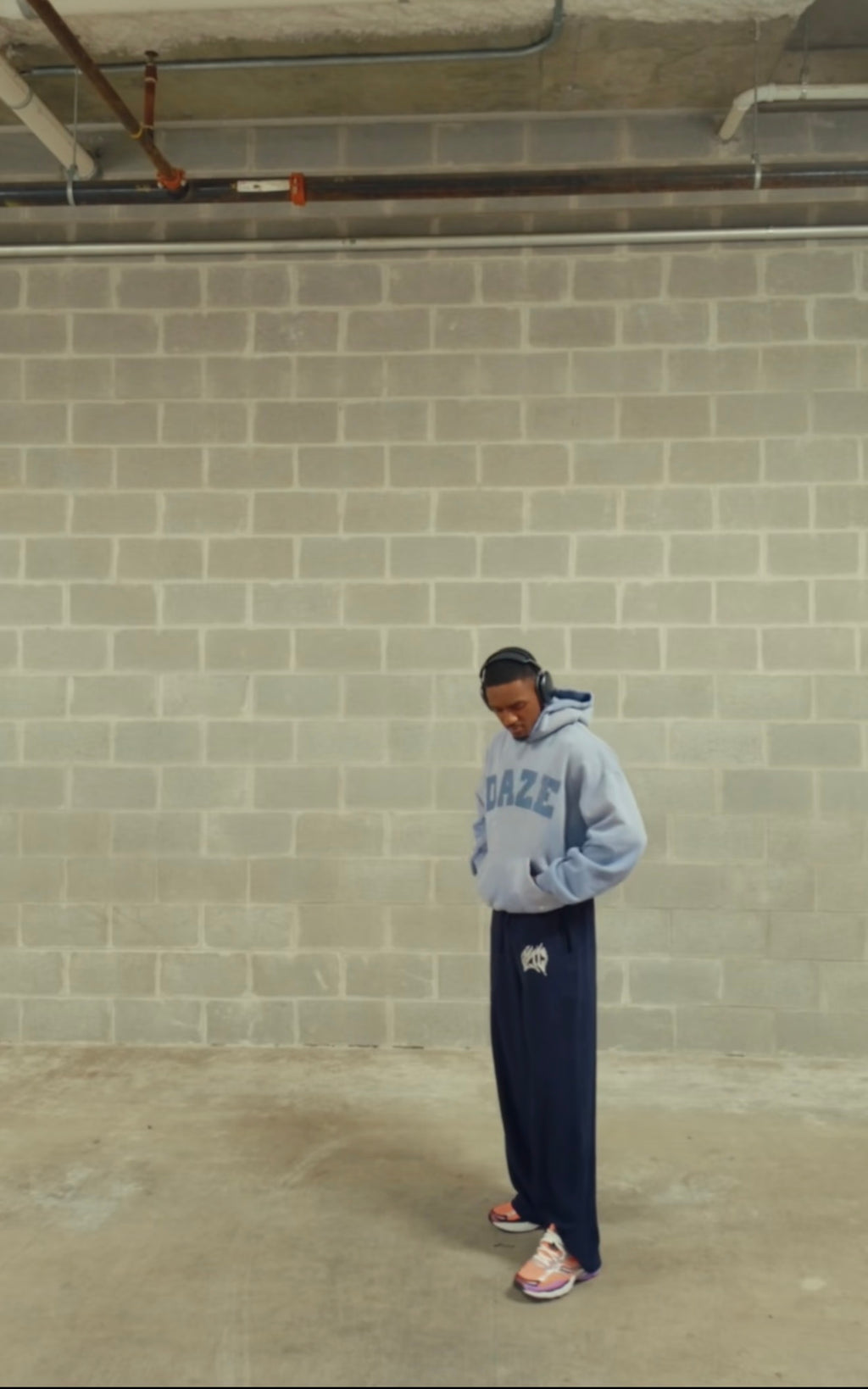 Navy "Sofa" Sweat V2