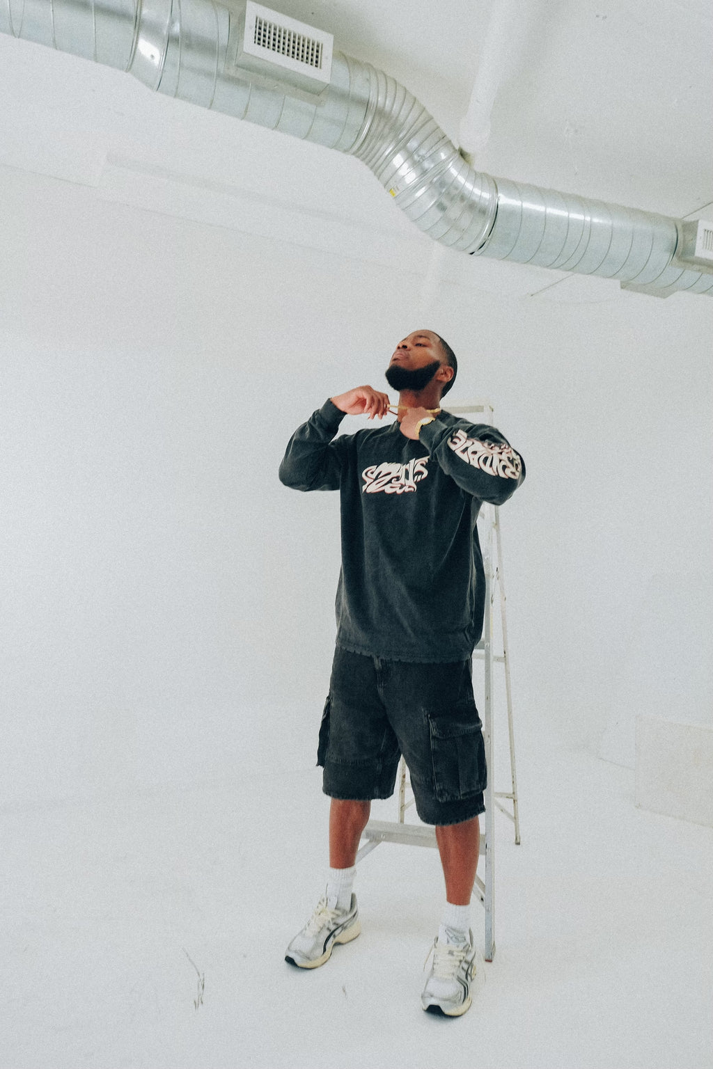 Black "Modern Daze" Long Sleeve